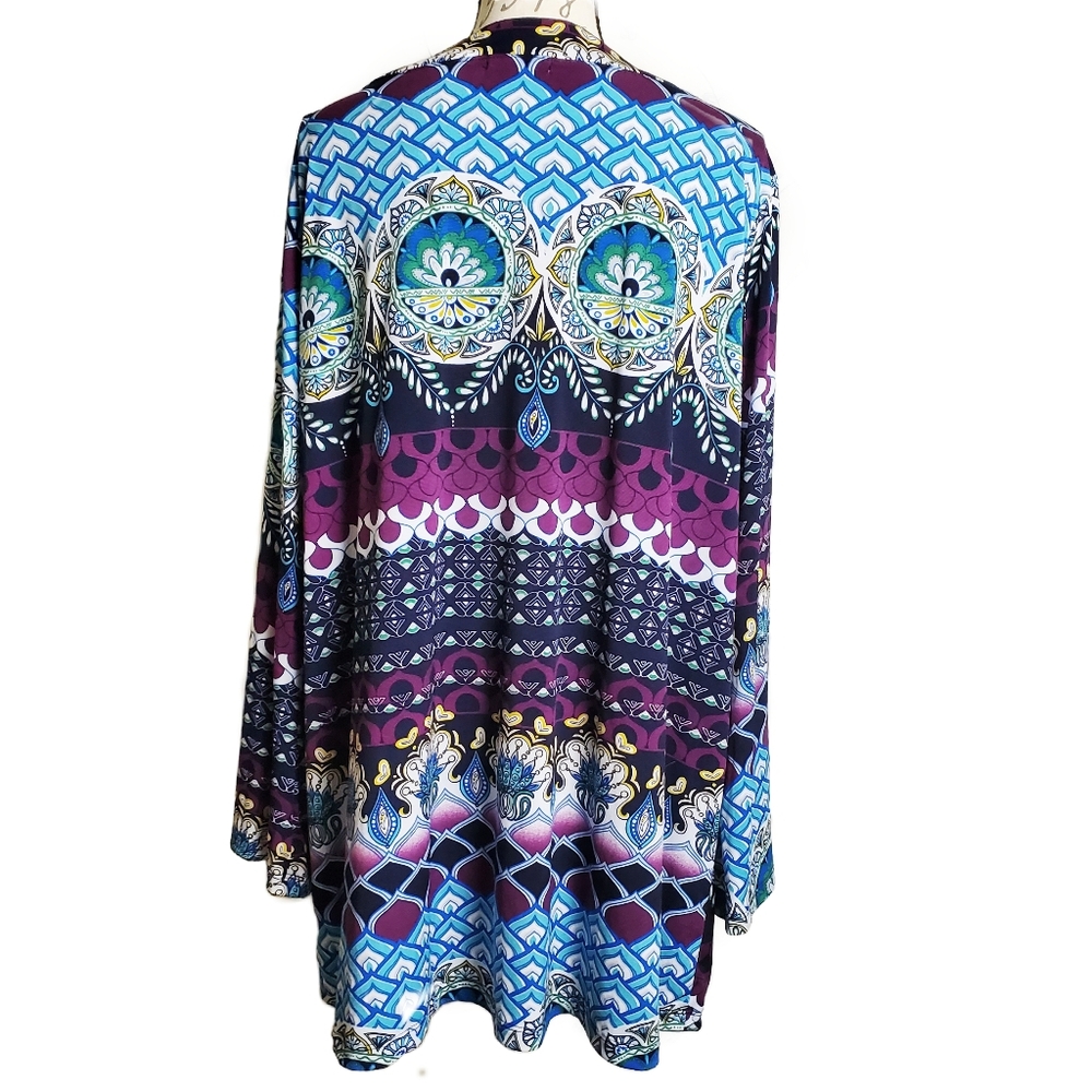 One world mixed pattern tunic - Picture 2 of 2
